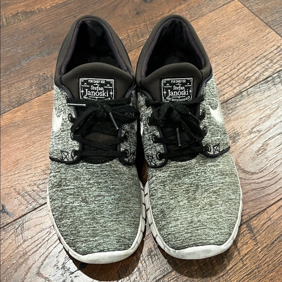 Nike Stefan Jenoski skateboarding & Co Men’s 11.5 - Picture 4 of 9